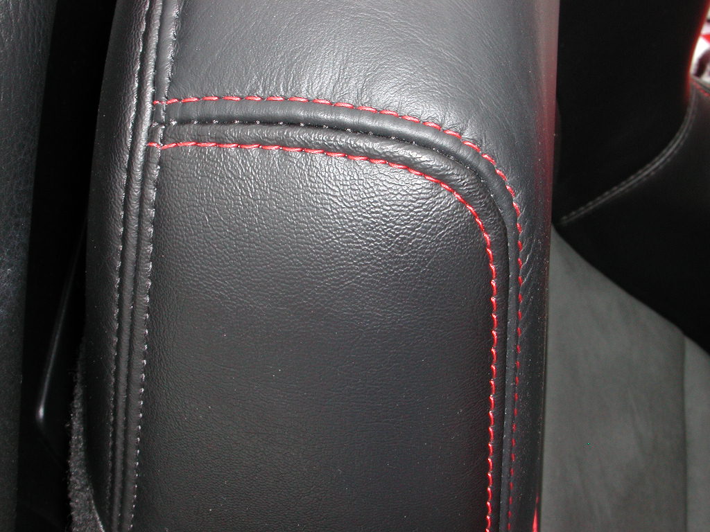 104_srt10_mamba_white_interior_seat_stitching