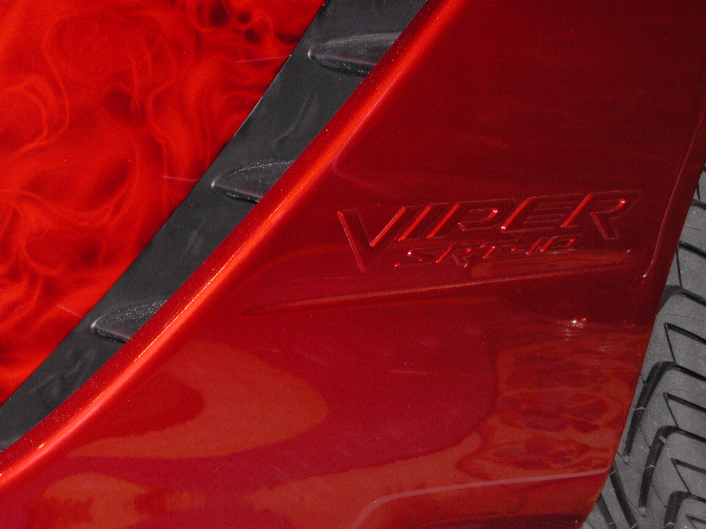 104_srt10_vca_raffle_exterior_badge_fender_front_passenger