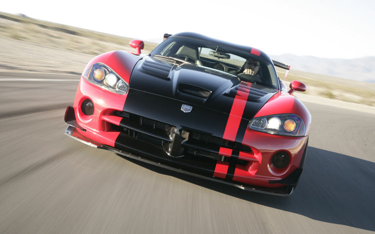 8V20058_2_2008_dodge_viper_SRT10_ACR_front_view